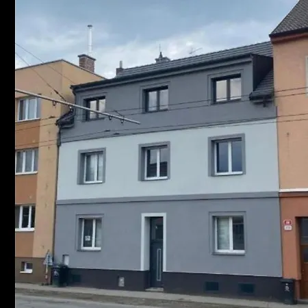 Cerna Ruze - 7 Appartement
