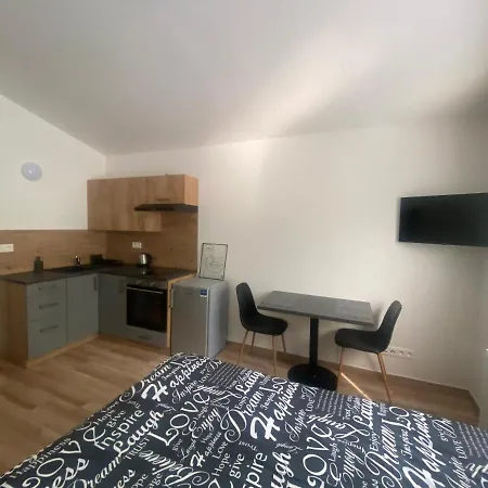 černá Růže - 7 Apartmán *